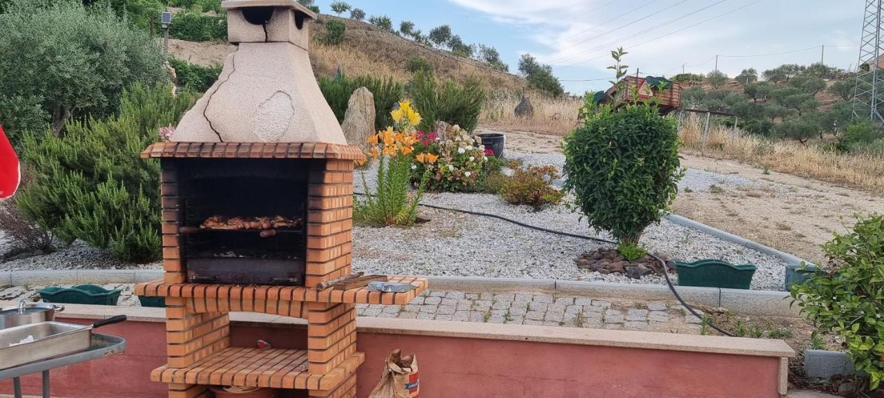 Olhares Do Douro Guest House Torre De Moncorvo Exterior foto