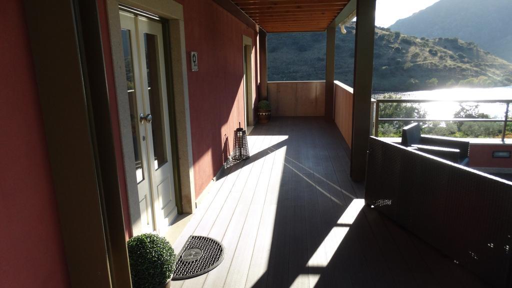 Olhares Do Douro Guest House Torre De Moncorvo Exterior foto